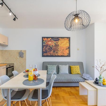 Apartment Vita プーラ エクステリア 写真